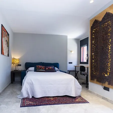 Mora Only Families Villa Tarragona