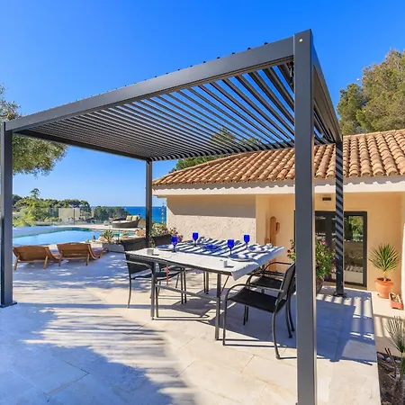 Villa Mora Only Families